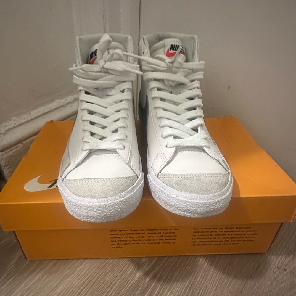 Nike Kids White and Gray Sneakers